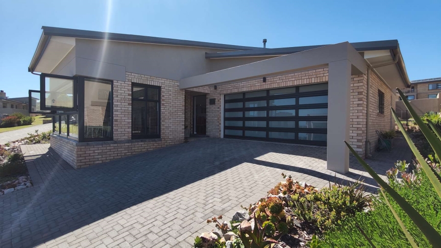 3 Bedroom Property for Sale in Blue Ridge Western Cape